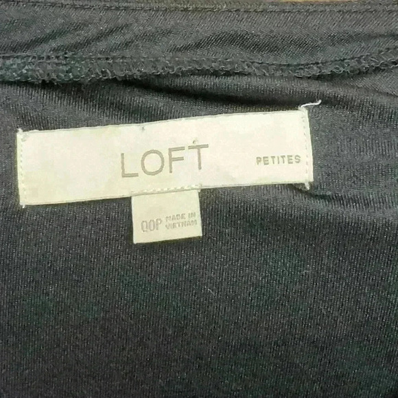 Loft - Little black long sleeve with bow accents a-line dress - Size 00P - Picture 5 of 5